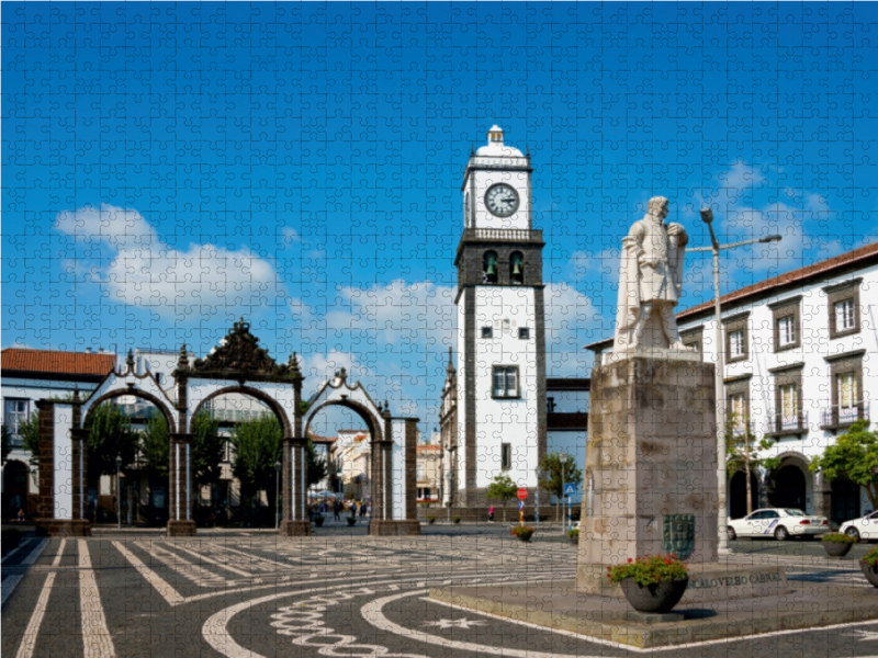 Ponta Delgada - Igreja Matriz de Sao Sebastiao und Portas da Cidade