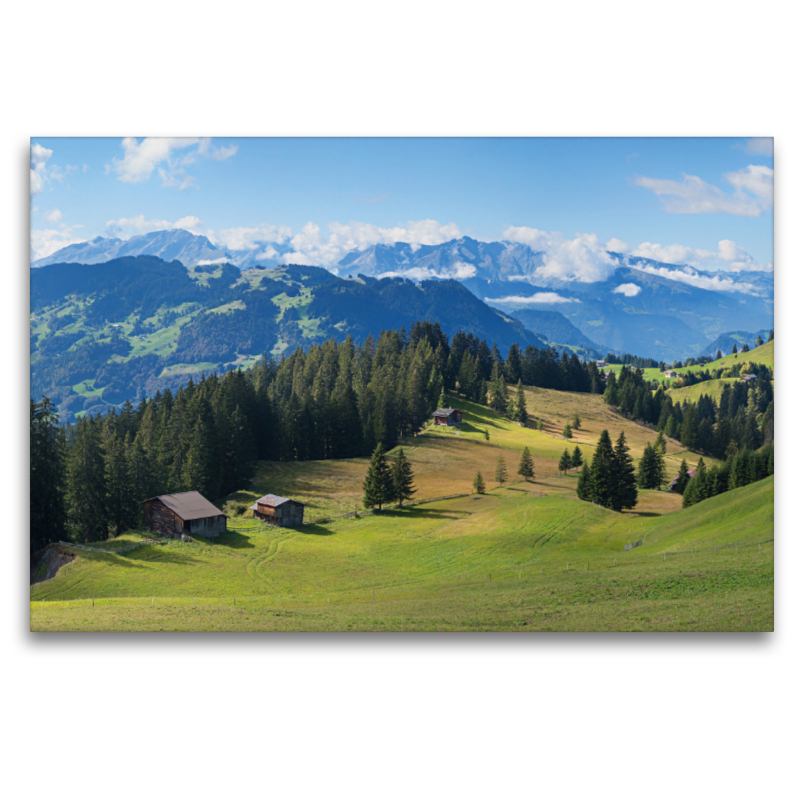 Idyllische Schweizer Alpenlandschaft Stelserberg im Prättigau