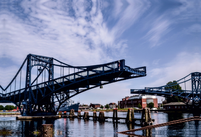 Ein Motiv aus dem Kalender Kaiser-Wilhelm-Brücke Wilhelmshaven