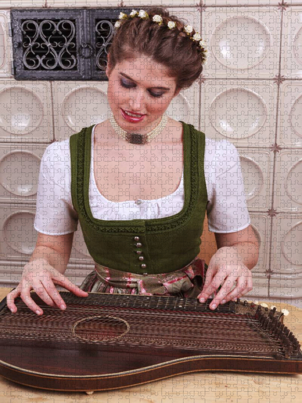 Frau mit Zither