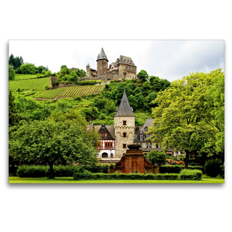 Blick auf die Burg Stahleck in Bacharach am Mittelrhein