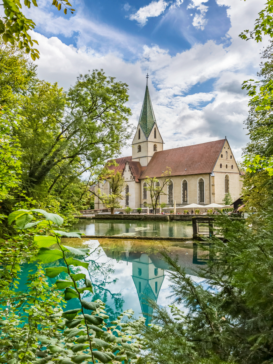 Kloster Blaubeuren mit Blautopf