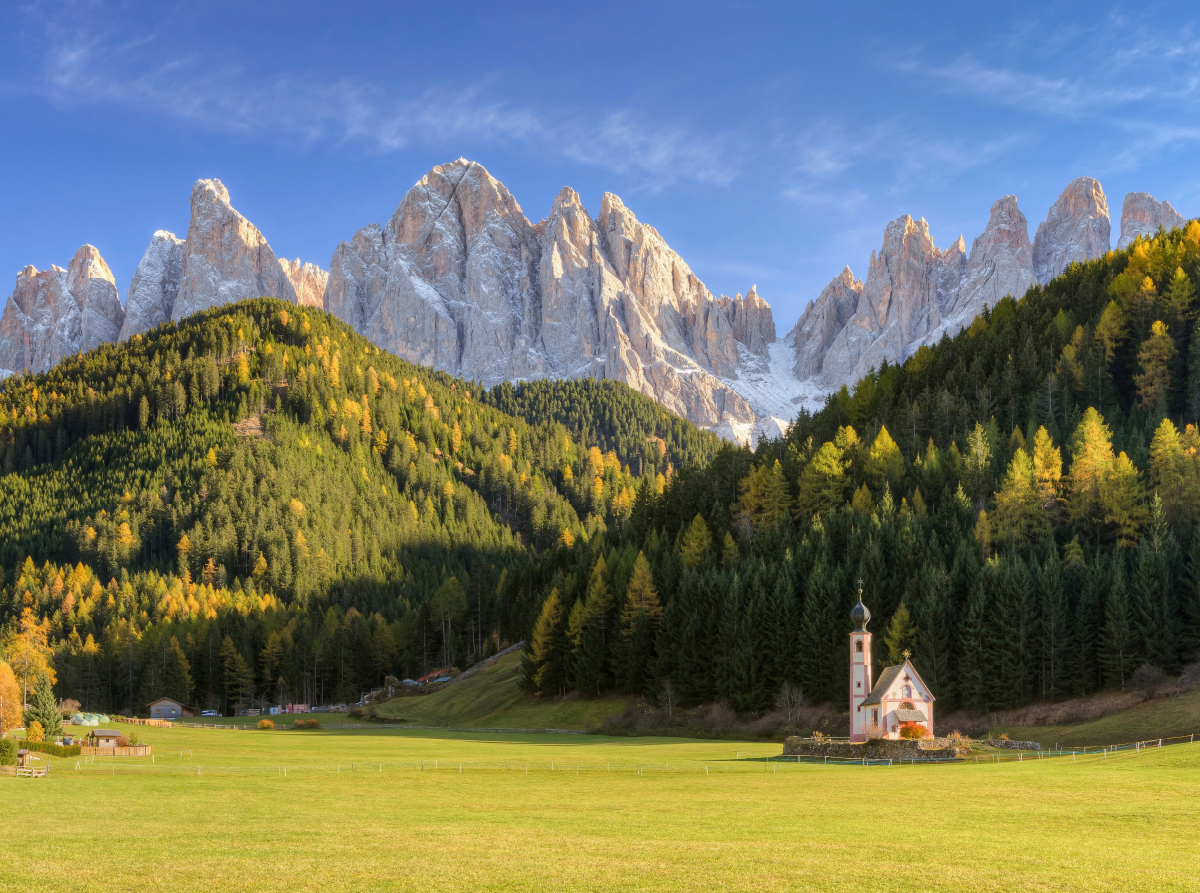 Kirche St. Johann in Ranui im Villnösstal in Südtirol