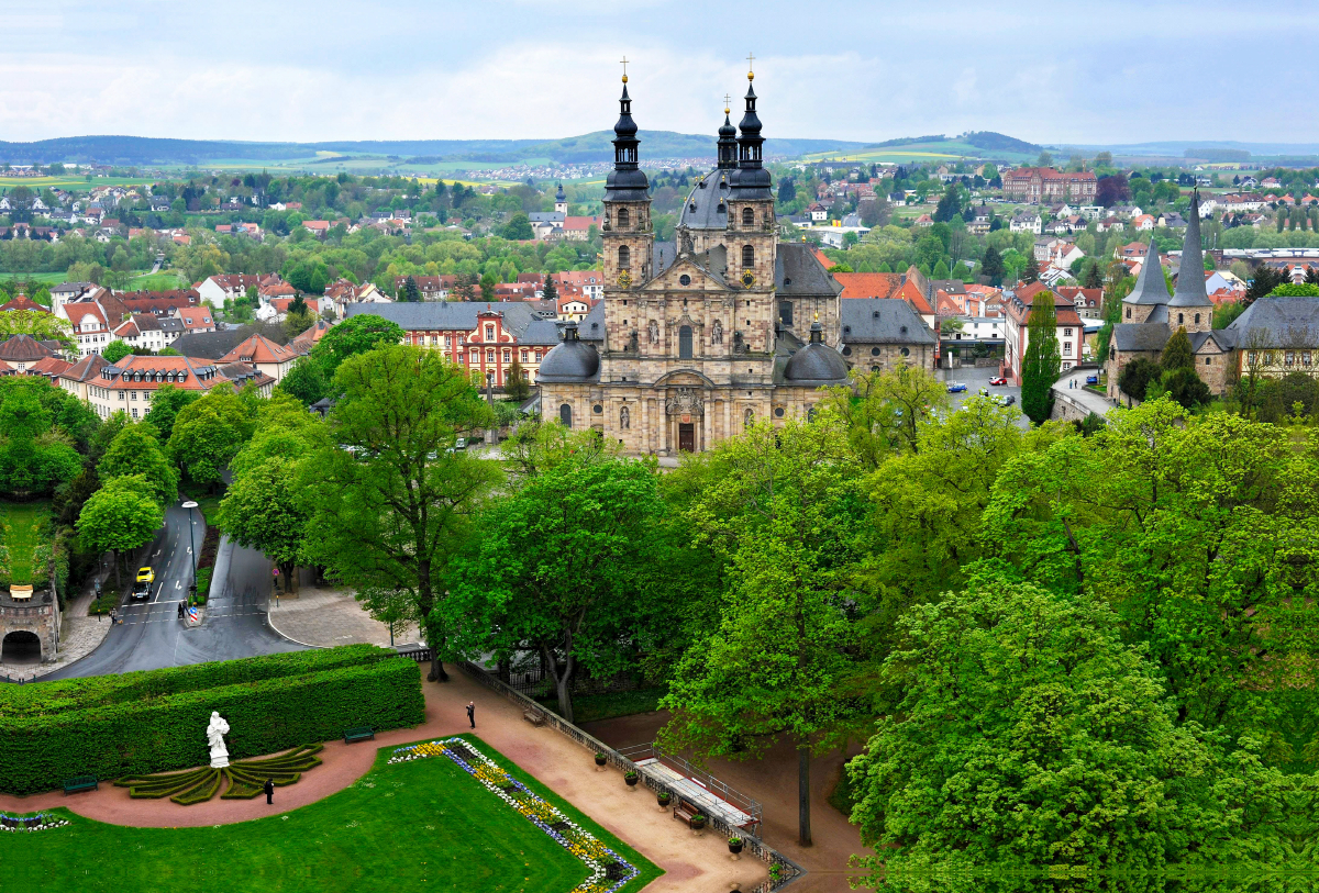 Dom mit Schlosspark vom Fuldaer Stadtschloss