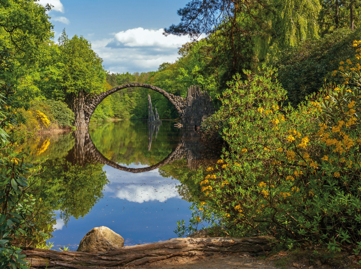 Rakotzbrücke im Rhododrendronpark Kromlau