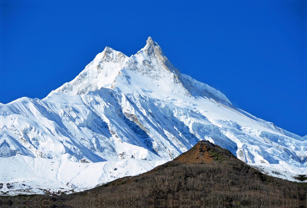 Blick zum 8163 m hohen Manaslu von der Region um Samagaon (3500 m)