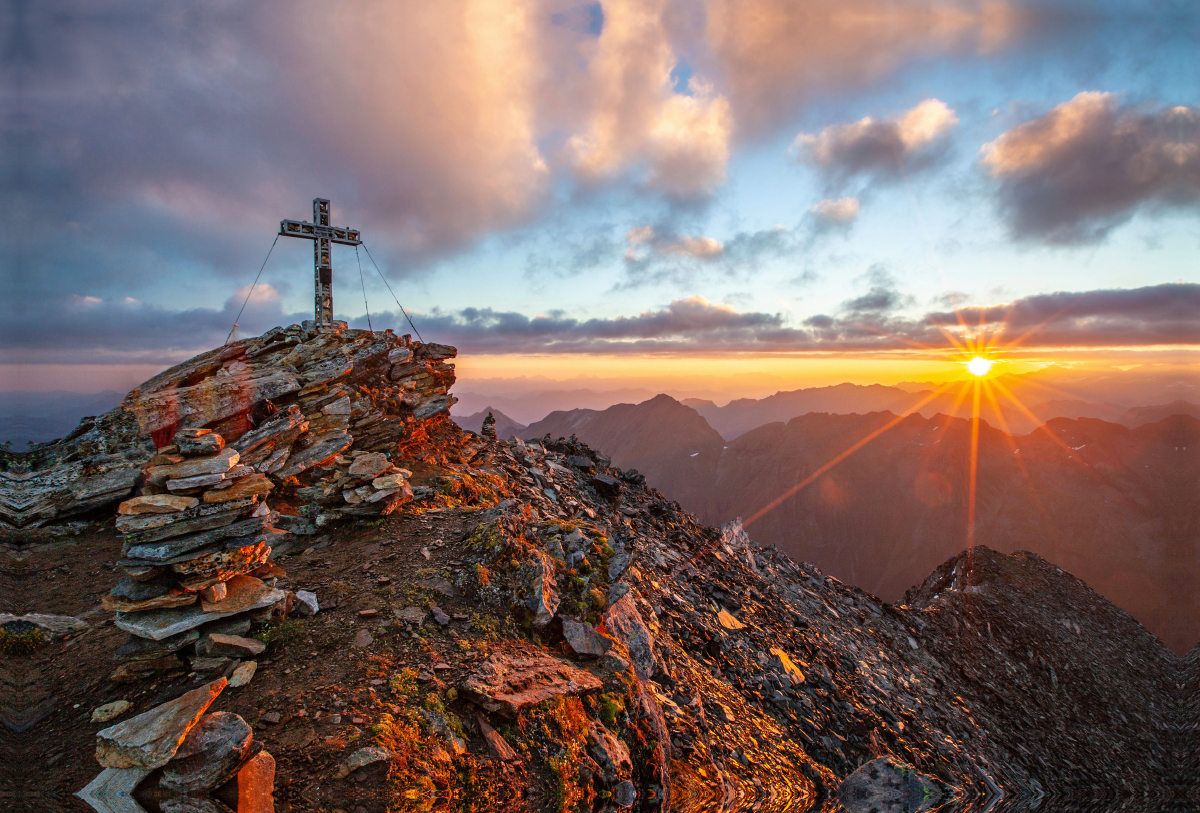 Traumhafter Sonnenaufgang am Larmkogel 3017m