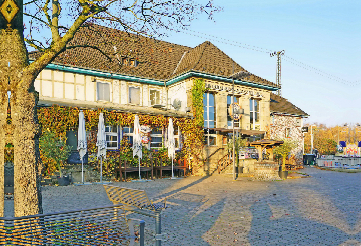 Bahnhof Duisburg-Großenbaum