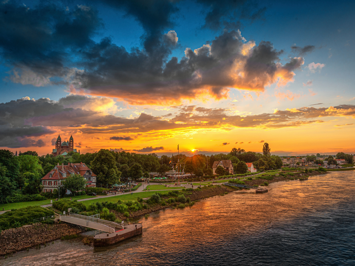 Ein Motiv aus dem Kalender Epische Sonnenuntergänge im Rhein-Neckar-Kreis