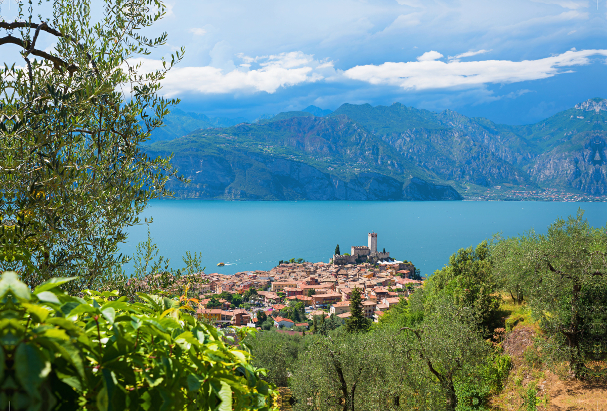 Aussicht von der Panoramastraße auf Malcesine