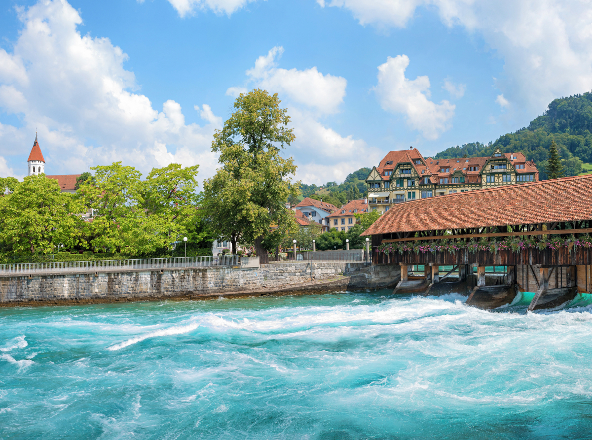 Obere Schleuse an der Aare in Thun