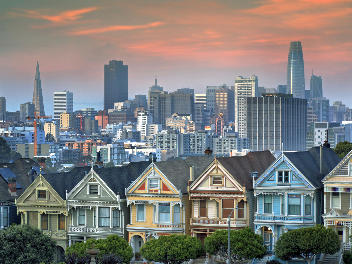 Viktorianische Häuser am Alamo Square: The Painted Ladies