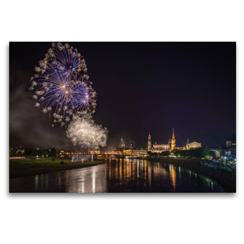 Abschlussfeuerwerk zum Stadtfest von Dresden