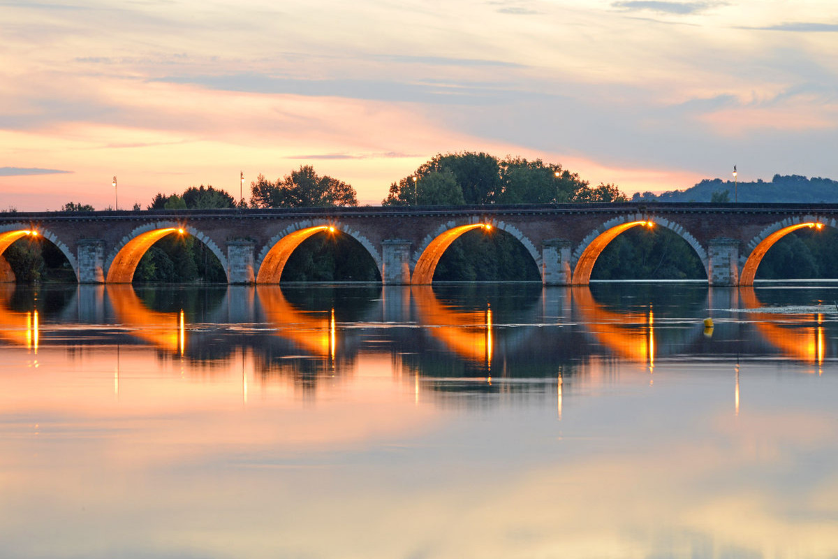 Brücke in der Stadt Moissac