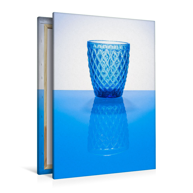 Glas in Blau