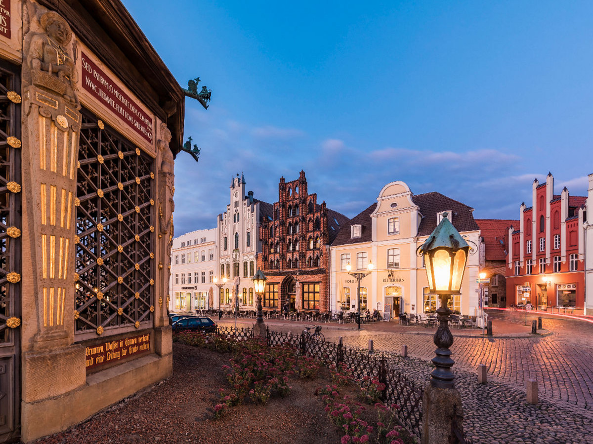 Wasserkunst am Marktplatz der Hansestadt Wismar