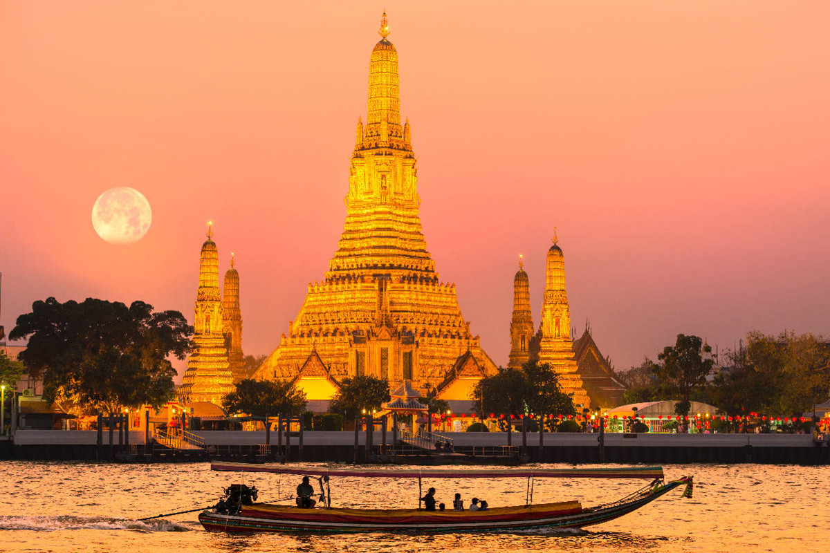 Thailand: Wat Arun in Bangkok