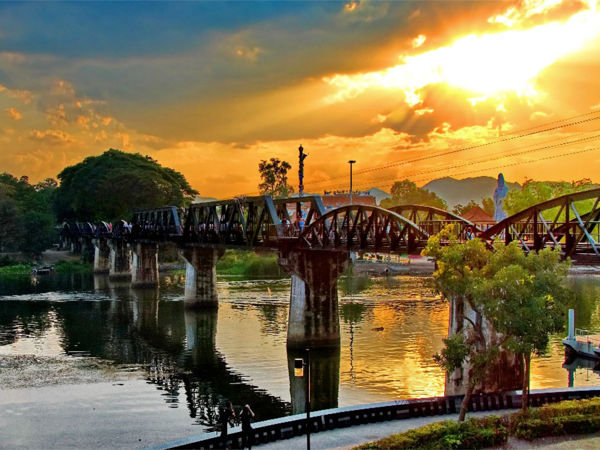 Die Brücke am Kwai in Kanchanaburi, Thailand