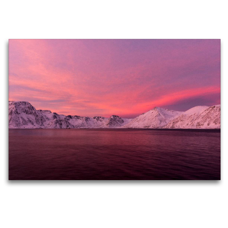 Abendrot im Fjord zwischen Hammerfest und Øksfjord