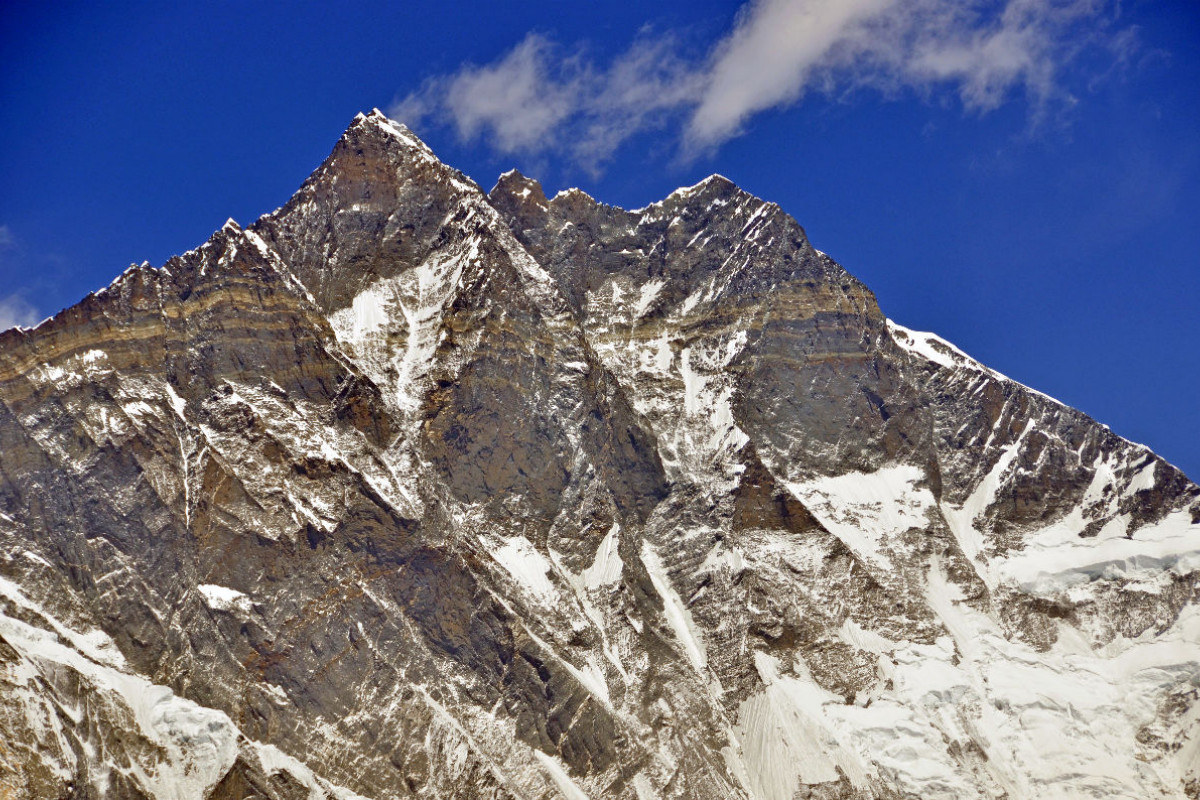 Blick vom kleinen Khumbudorf Orsho (4100 m) auf von links Thamserku (6623 m) und Kantega (6783 m)