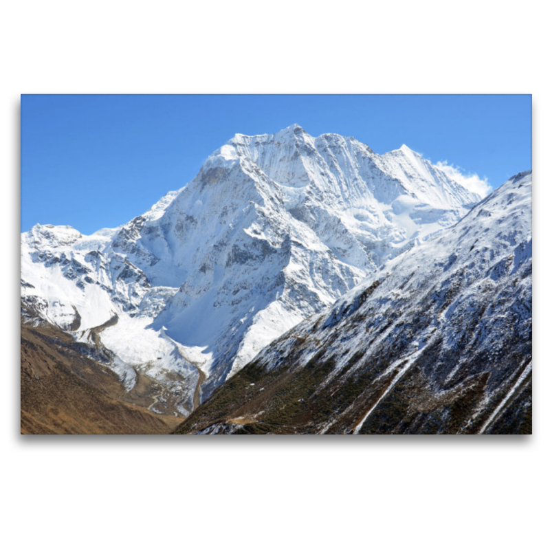 Der Samdo Ri (6335 m) zwischen Samdo und Dharamshala auf 3900 m Höhe in der Manaslu-Region