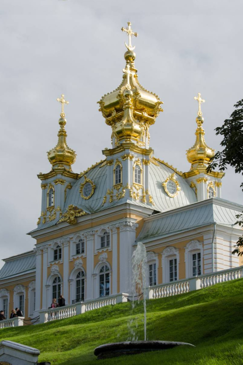 Die Schlosskirche vom Peterhof