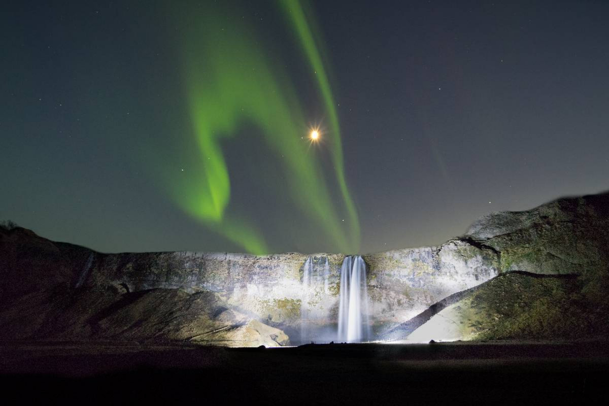 Island im Polarlicht