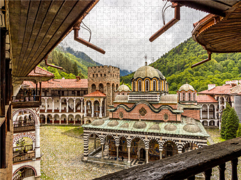 Das Bau-Ensemble im Rila Gebirge ist das bedeutendste und größte Kloster Bulgariens