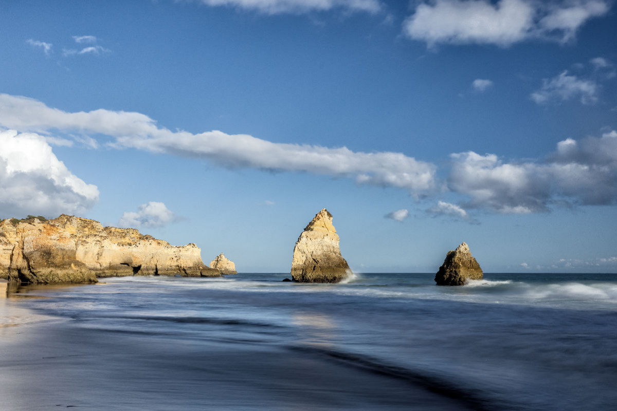 Praia dos Três Irmãos