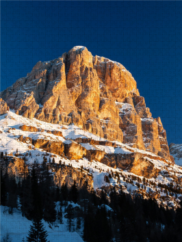 Erstes Licht auf Tofana di Rozes