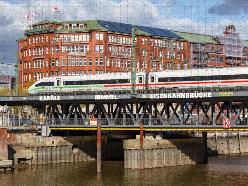 ICE 4 der DB in Hamburg