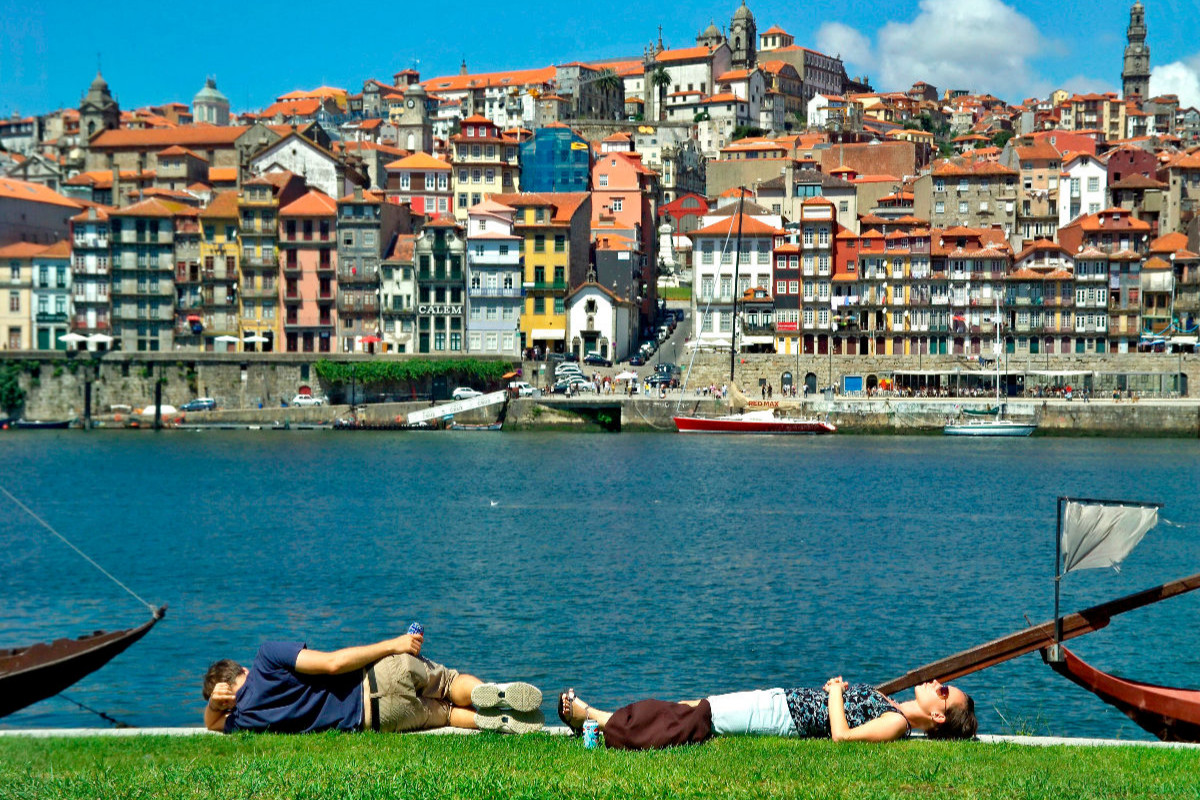 Porto Panorama mit Douroufer