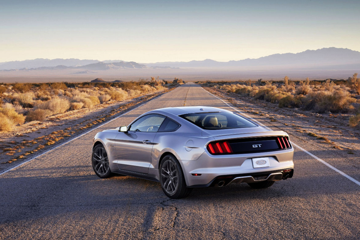 Mustang GT in silber