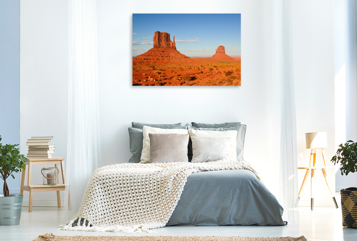 Ziegelrote Felsformationen im Monument Valley in Utah, USA