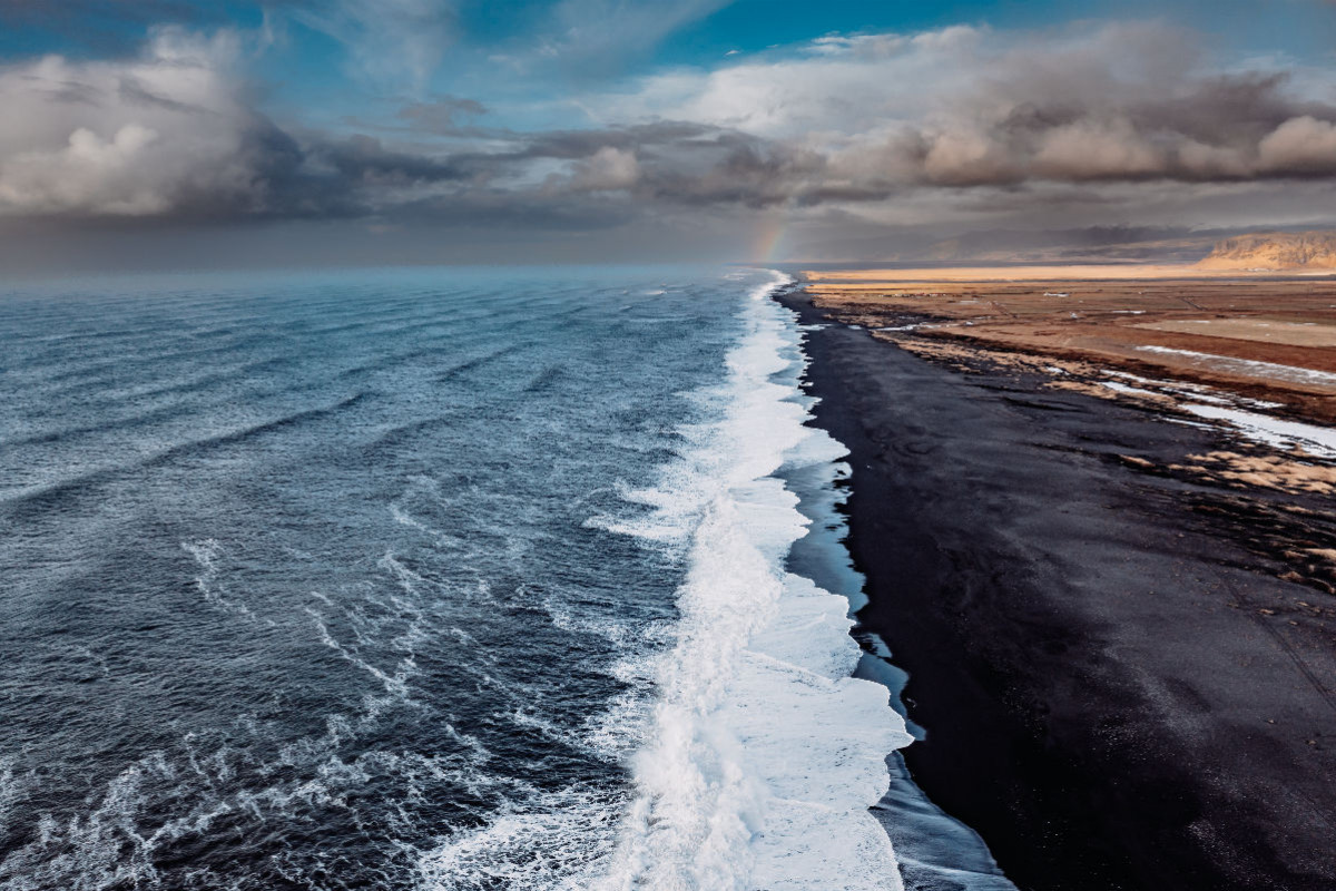 Reynisfjara Beach