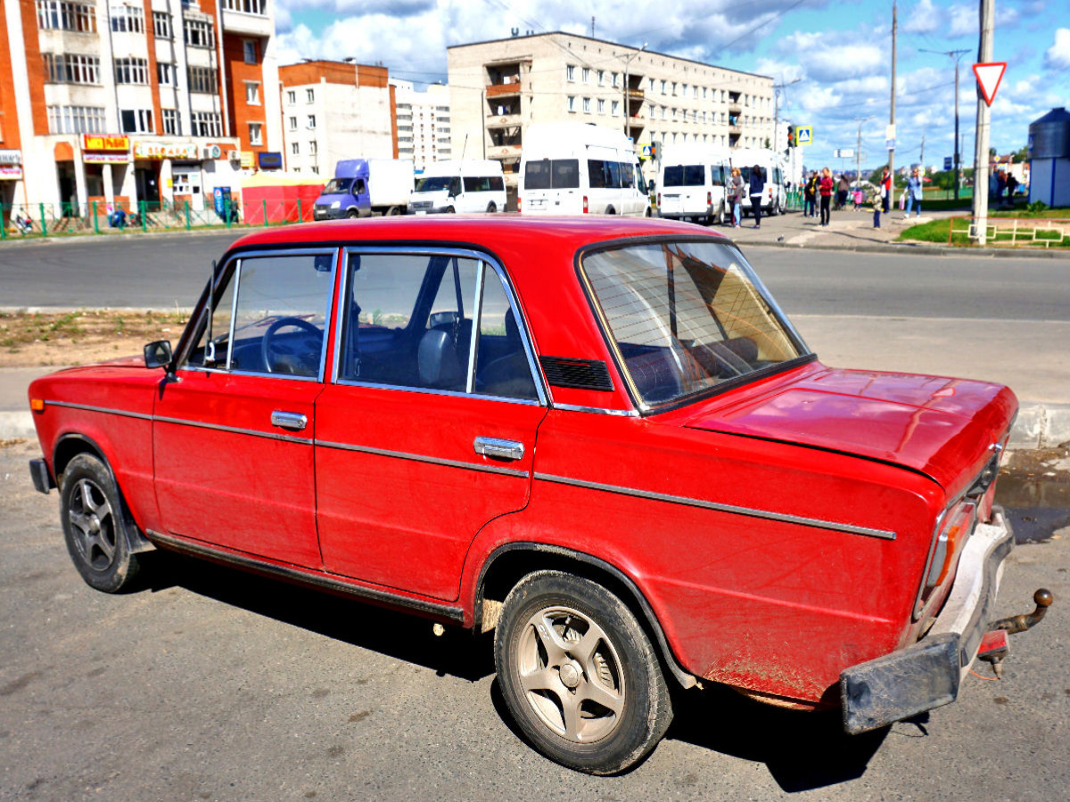 LADA 2105