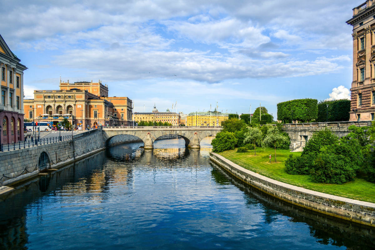 Stockholm - Norrbrobrücke und Königliche Oper