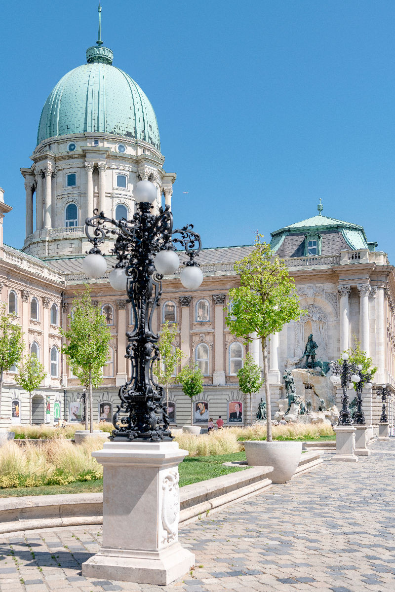 Burgpalast auf dem Burghügel  in Budapest