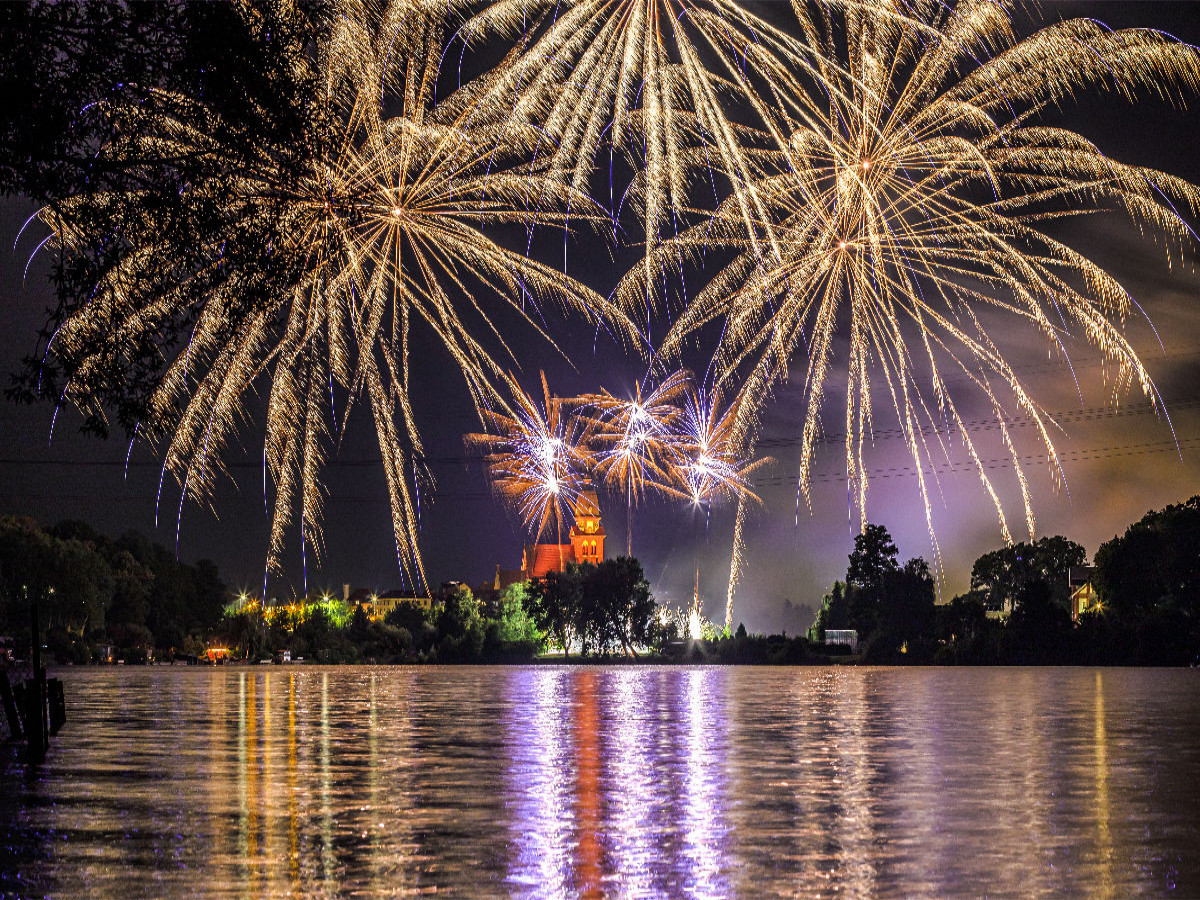 Feuerwerk Müritzfest, über Tiefwarensee