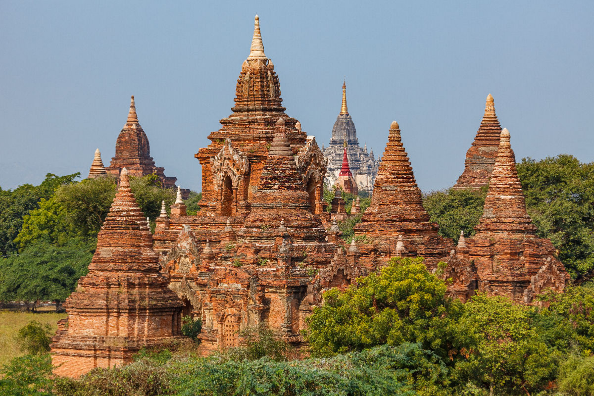 Die Pagoden und Stupas