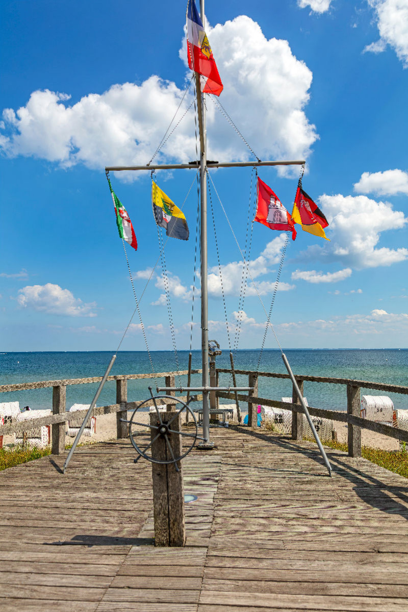 Haffkrug Aussichtsplattform Segelschiff