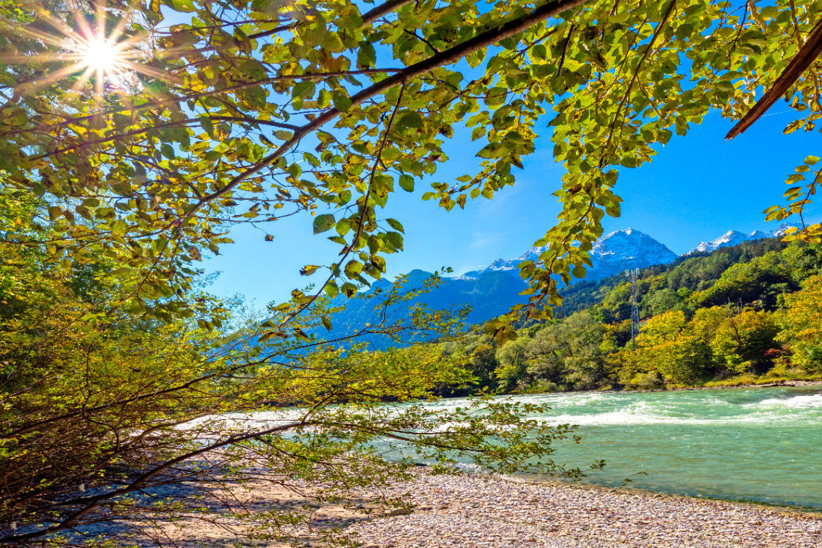 Sonnenschein über der Salzach