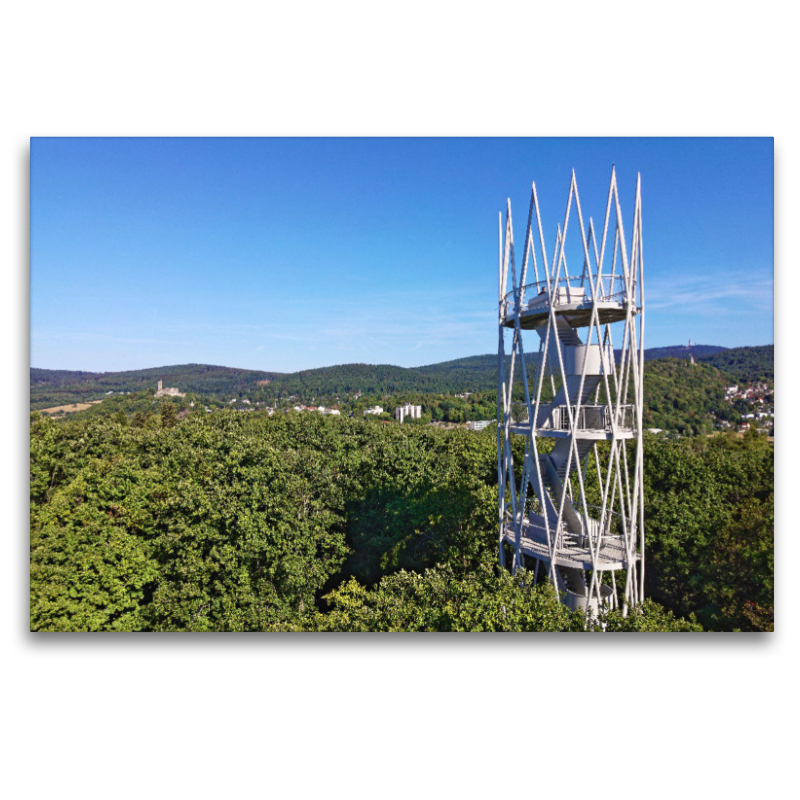 Eindrucksvoll erhebt sich der neue Hardbergturm