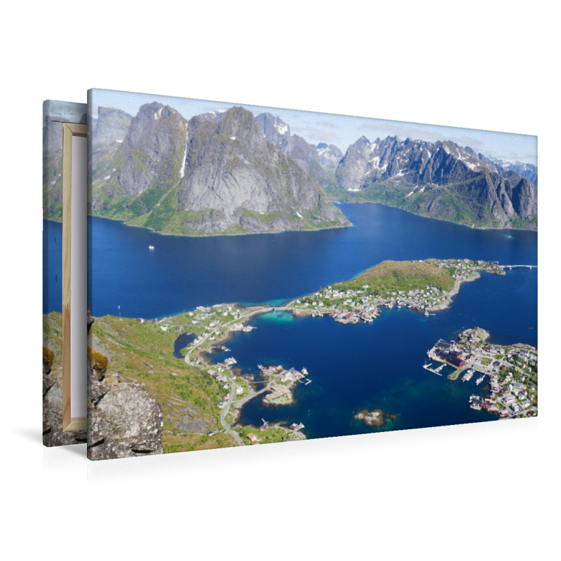 Blick auf den Reinefjord (Lofoten)