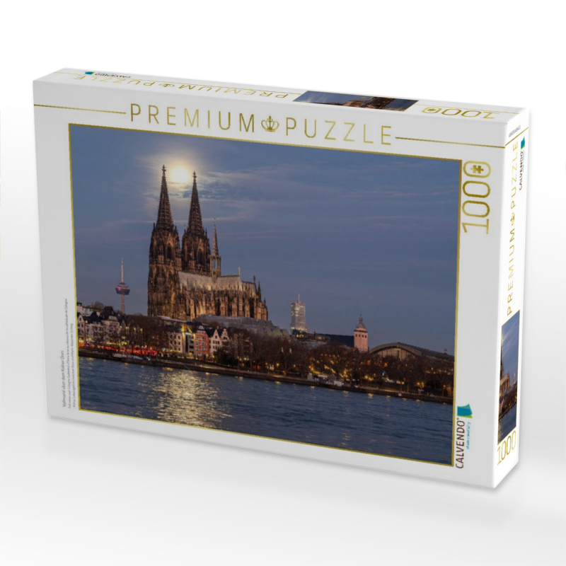 Vollmond über dem Kölner Dom