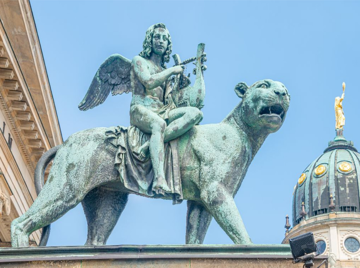 Berlin, Skulpturen im Konzerthaus