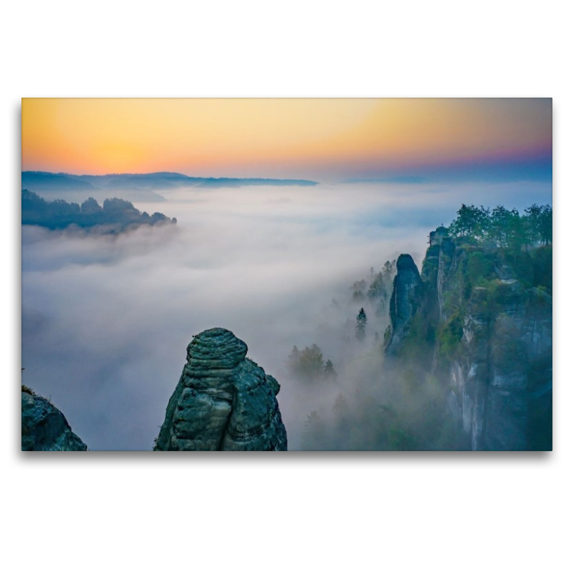 Nebel beim Sonnenaufgang im Elbsandsteingebirge