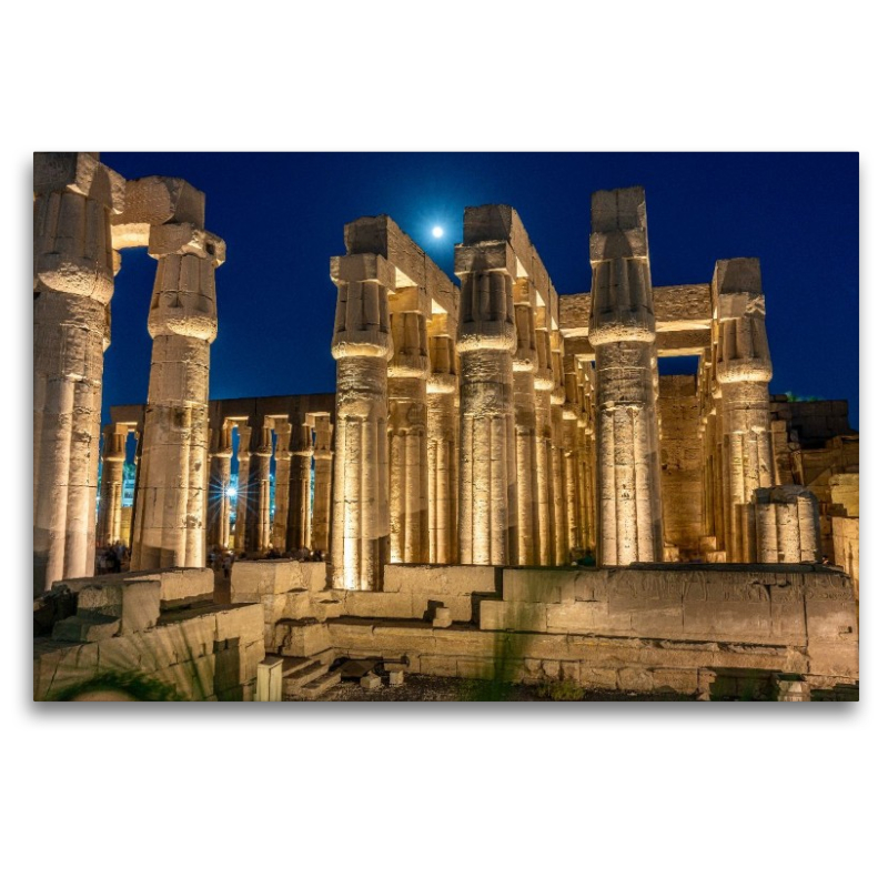 Der Luxor-Tempel unter dem Mond von Theben