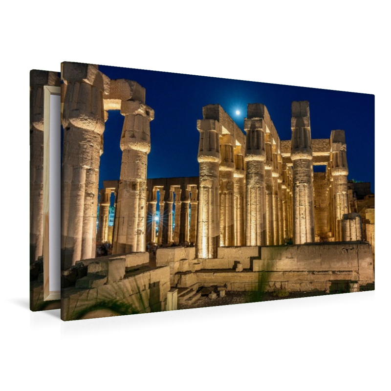 Der Luxor-Tempel unter dem Mond von Theben