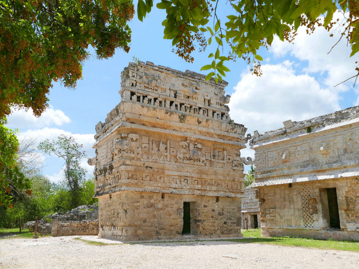 Chichen Itza, La Iglesia